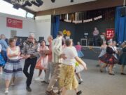 Sommerlicher Schwung auf Lucky Summer Dance