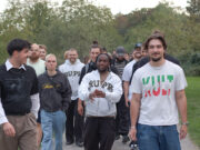 Ramzey mit der Truppe auf Wandertag