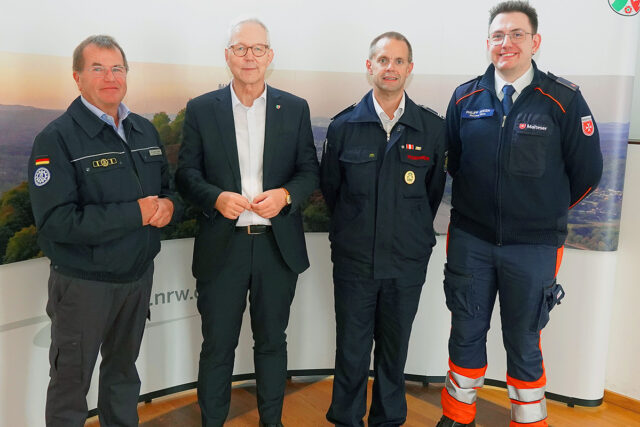 Ehrung Waldbrand Bezirksregierung_web
