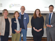 Extremismus in Schule begegnen
